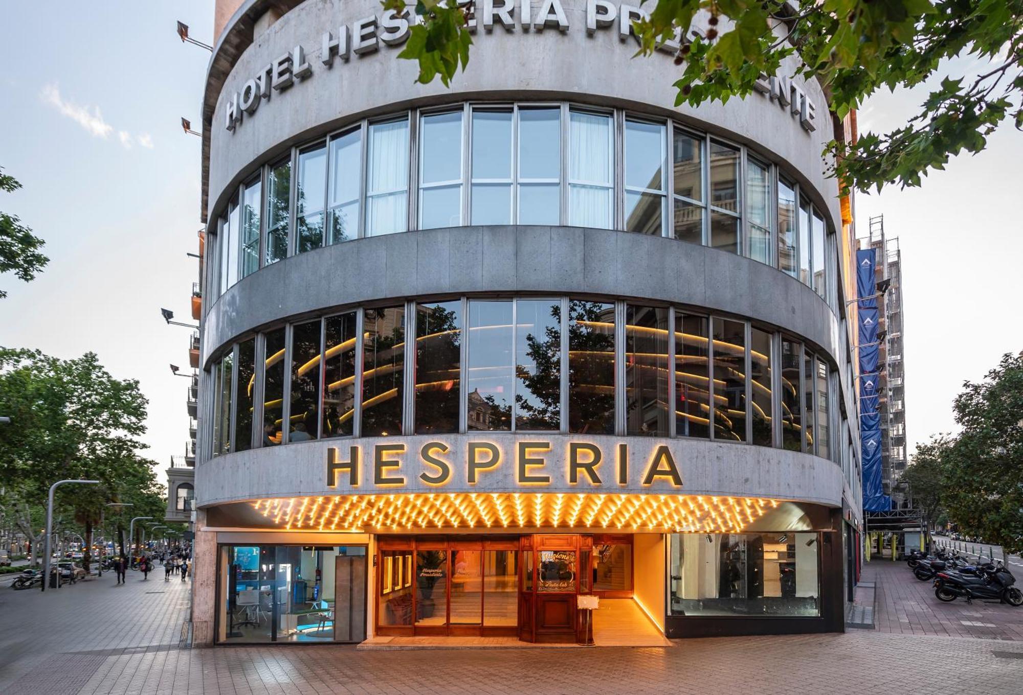 Hesperia Barcelona Presidente Hotel Luaran gambar